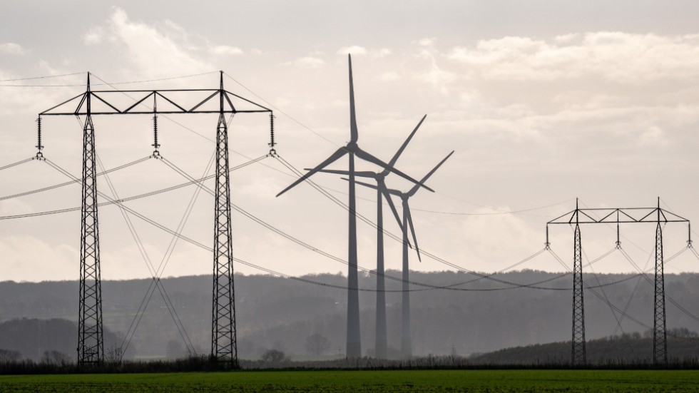 Nu krävs ett helhetspaket för färre kommunala veton mot vindkraft, skriver Filip Johnsson, professor i energisystem.