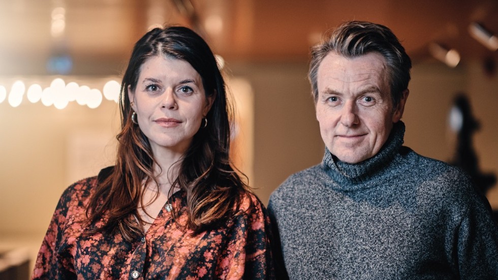 Emma Molin och Fredrik Skavlan. Pressbild.