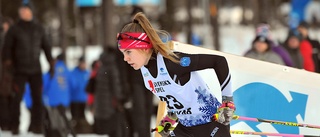 Dubbelsatsningen – hon kör skidor och pluggar till läkare: ”Kul att det går att kombinera”