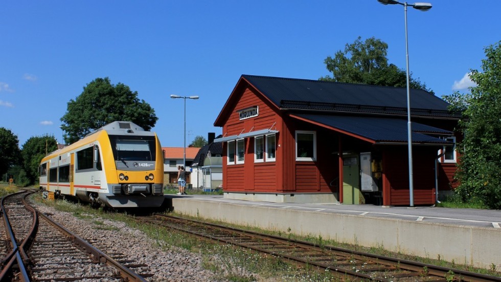 En fungerande Höglandsbana är betydelsefull för hela infrastrukturen och för att underlätta resor till och från Småland, menar skribenten.