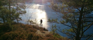 Kärnisen har bjudit på magiska skridskodagar på sjöar i Tjust: "Fantastiskt" • Nybörjarträff på Trettondagen