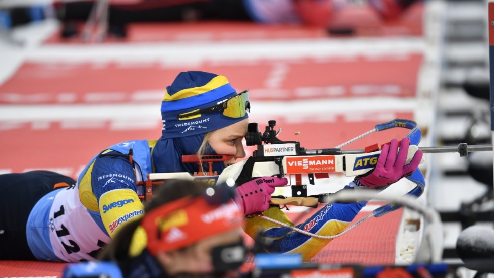 Stina Nilsson är en av skidskyttarna som slåss om startplatserna i OS. Arkivbild.