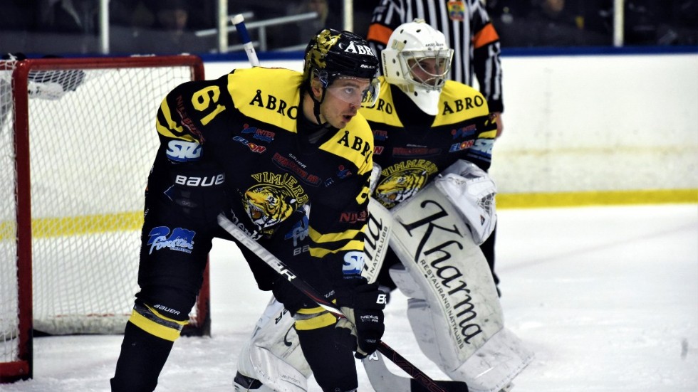 Jacob Isaksson är klar för spel med moderklubben Vimmerby Hockey.