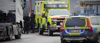 Död person hittad mellan lastbilar i Enköpings hamn
