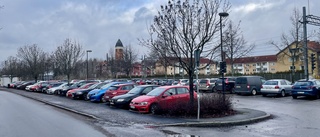 Pendlare förbannad på gratis boendeparkering vid Pionen: "Ännu mindre attraktivt att bo här"