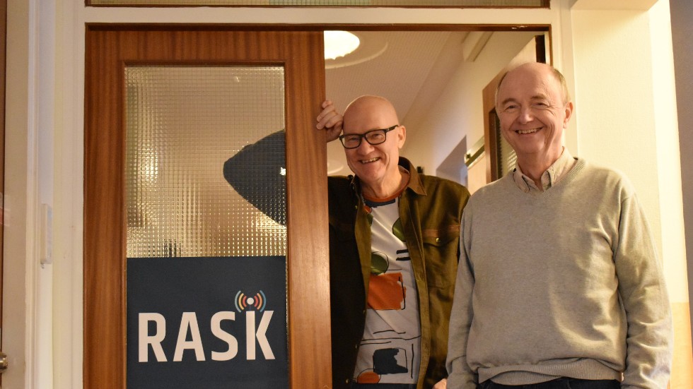 Skribenten saknar Radio Skellefteå i etern. På bilden Håkan Lindh och Håkan Markström.
