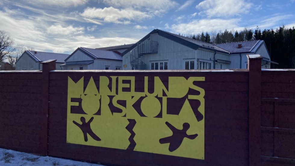 Marielunds förskola kan tvingas byta namn, något som Sverigedemokraterna motsätter sig.
