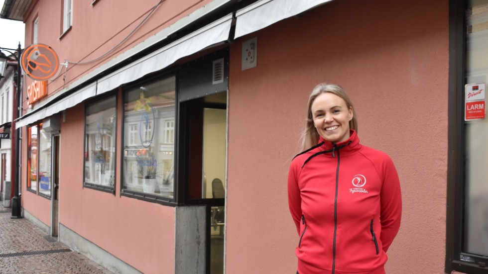 "Det blev ungefär som jag förväntat mig och hoppats på. Jag kan jobba mer effektivt och ta emot fler patienter än vad jag kunde i min tidigare lokal", berättar Emma Kostenius. För ett år sedan satsade hon och skaffade en ny lokal i centrala Vimmerby. 