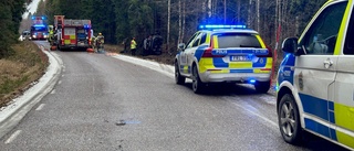 Man i 20-årsåldern död i bilkrasch utanför Uppsala 