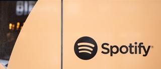 Spotify tar bort 70 av Joe Rogans avsnitt