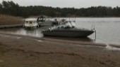 Tjuvar lämnade fyra båtar på drift: "En båt har sjunkit och en annan är halvsjunken"
