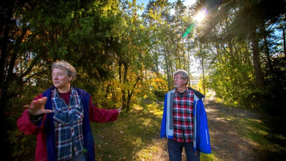 Naturremsan mellan Marbystrand och den nya bebyggelsen skulle bli ett viktigt inslag i området så att folk och djur/natur kan röra sig från Abborrebergskogen i väster och österut, anser Lotta Lanne och Hans Andersson.