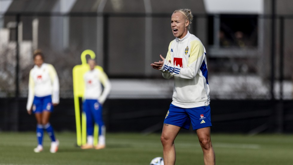 Sveriges lagkapten Caroline Seger under onsdagens träning på den svenska VM-basen i utkanterna av Wellington, Nya Zeeland.