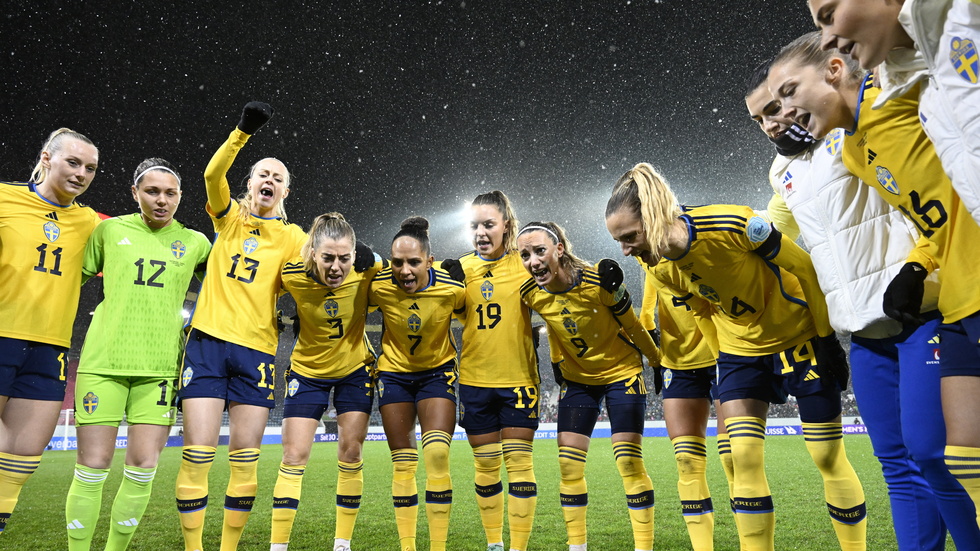 Svenska fotbollslandslaget behöver peppa upp sig inför Nations League-avslutningen borta mot Spanien på tisdag. Det kan krävas seger för att inte missa den värdefulla andraplatsen i gruppen.