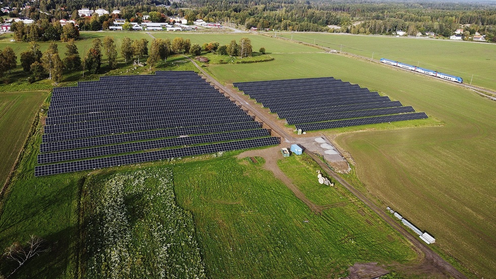 De fem stora solcellsanläggningar som fanns i Södermanlands län vid senaste årsskiftet borde ge inspiration till större satsningar, skriver Anna Werner, Svensk solenergi.