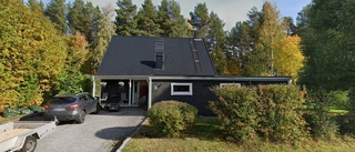 Nya ägare till hus i Rosvik - 1 800 000 kronor blev priset
