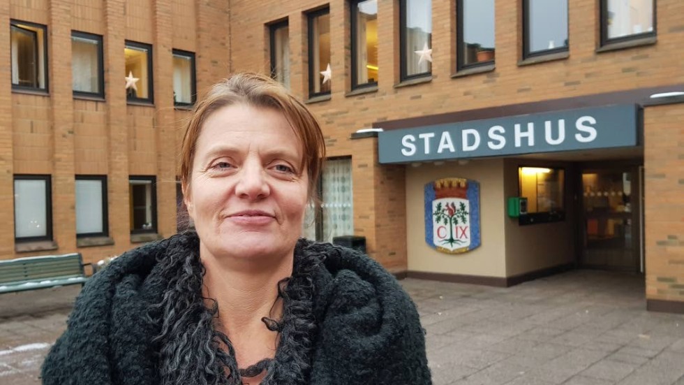 Kommunalrådet Ingela Nilsson Nachtweij menar att kommunens stora överskott för 2018 är "lite dopat".