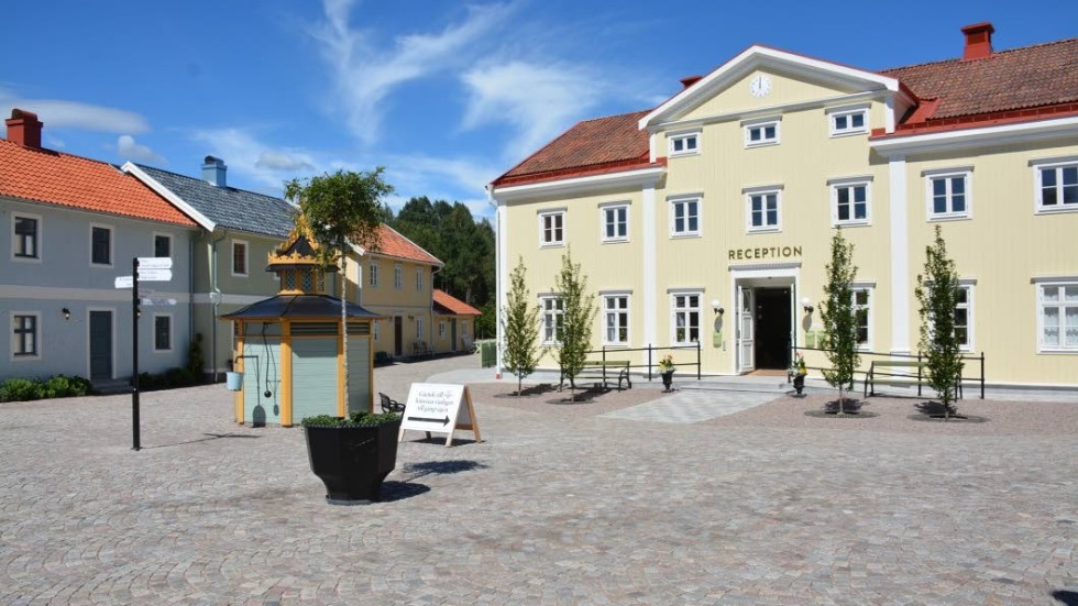 I Lilla staden finns en kopia av Vimmerbys gamla rådhus. Här är det reception för boendeanläggningen.