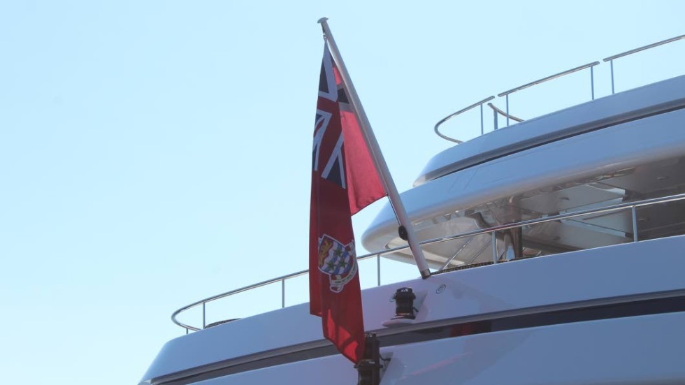 Båten kommer ursprungligen från Georgetown, Caymanöarna.