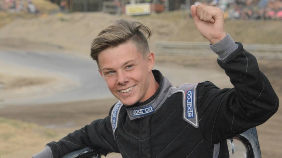 Wilmer Westerling, MK Kinda, är juniormästare i Semesterracet 2018 efter mycket imponerande körning.