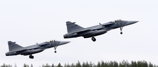 Två stridsflygplan flög över Skellefteå centrum på låg höjd