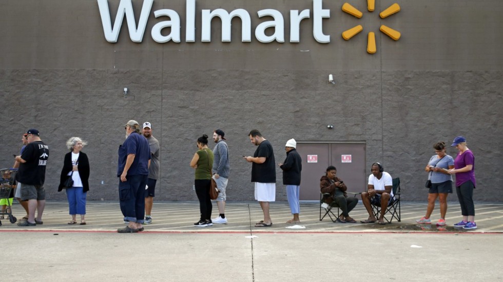 Walmart tjänar som inspiration för vänstern, som menar att planering av ekonomin är möjlig.