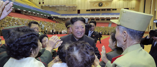 Kim: Lyft sanktioner på sprit och kostymer
