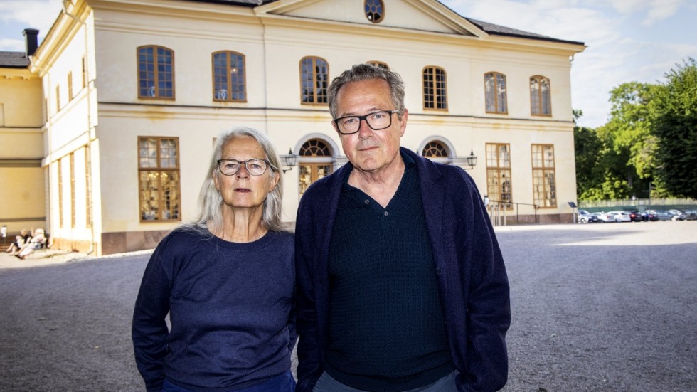 Scenografen Bente Lykke Møller och regissören Staffan Valdemar Holm är gifta och har arbetat tillsammans i över 30 år. "Agrippina" på Drottningholms slottsteater blir deras första barockopera. "Det är roligare än att vi ska göra vår tolfte Shakespeare-uppsättning", säger Staffan Valdemar Holm.