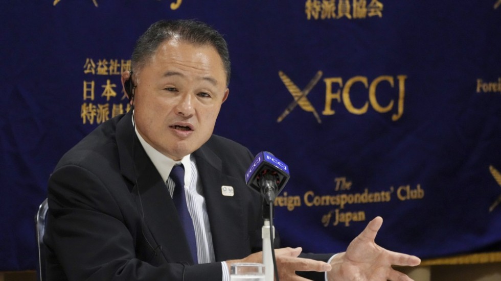 Yasuhiro Yamashita, ordförande för Japans olympiska kommitté, under en presskonferens med drygt tre veckor till OS.