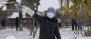 Snöbollskrig och stängda vägar i Peking