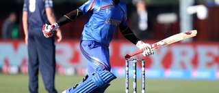 Talibanerna sparkar landets cricketbas