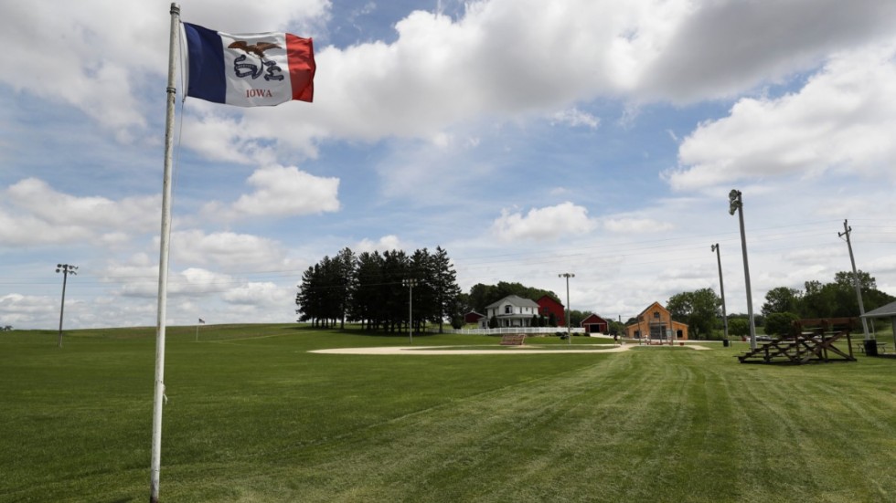 Den lilla arenan i Dyersvill, Iowa, där "Drömmarnas fält"-matchen ska spelas. Arkivbild.