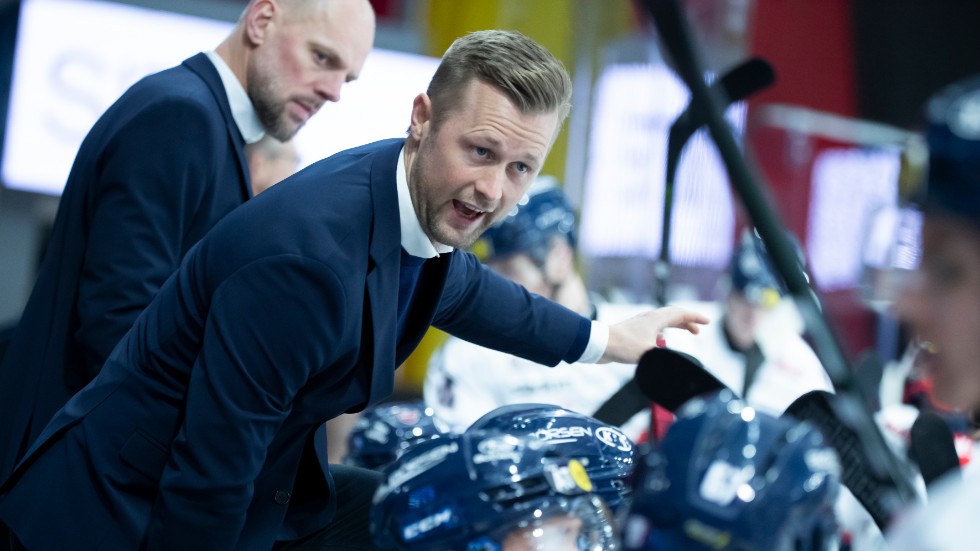 Linköpings huvudtränare Daniel Eriksson har ännu inte lett sitt nya lag till seger i SHL. Arkivbild.