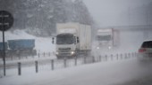 SMHI:s varning inför helgen: Snöfallet kan orsaka problem i trafiken • "Gäller att tänka sig för"