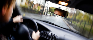 Strängnäskille utan körkort stoppad i avställd bil tre gånger – misstänkta tonåringen: "Hade lust"