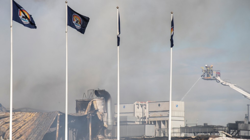 Den kraftiga branden på Polarbröd i Älvsbyn bröt ut på söndagskvällen den 23 augusti, först efter flera dygn kunde räddningstjänsten lämna brandplatsen.