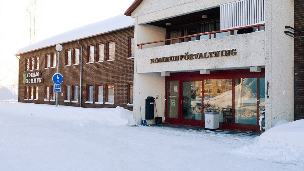 Skribenten undrar vad som hände med de obetalda hyrorna i Norsjö kommun. 