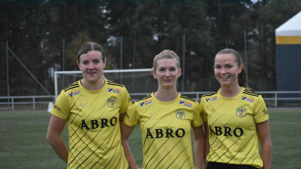 Här ser ni målskyttarna i 3-0-vinsten mot Motala aAIF; Nathalie Johansson, Malin Blidfors och Svea Backstad. 