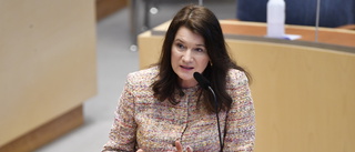 Ann Lindes arrogans i riksdagen överraskar