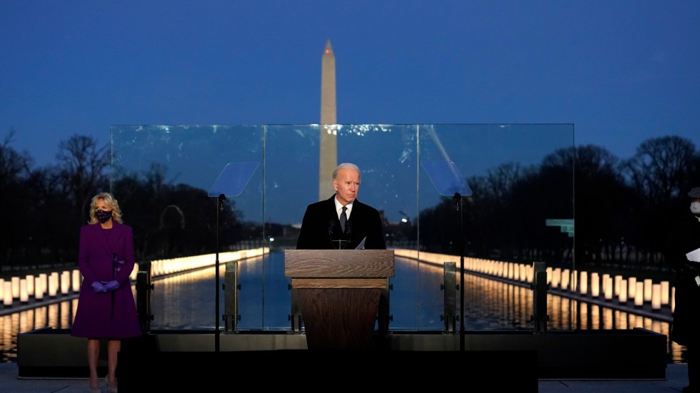 Den blivande presidenten Joe Biden under ceremonin i Washington.