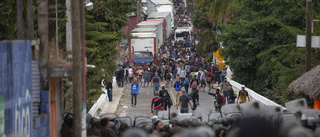 Tusentals migranter skingrades i Guatemala