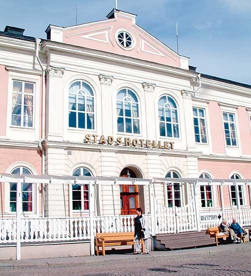 Statt i Vimmerby är till salu. En förmedlingsbyrå bjuder ut hotellet på sin hemsida.