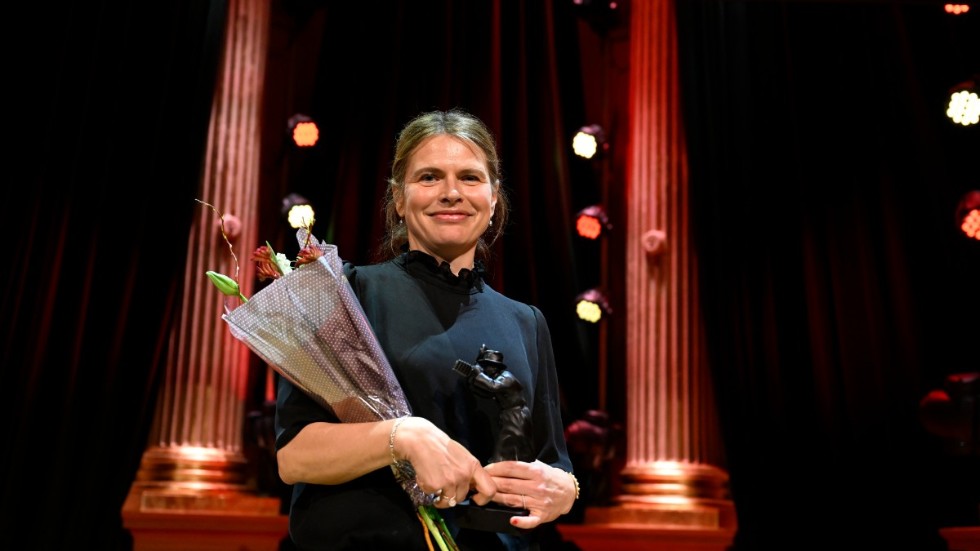 Dagens Nyheters fotograf Eva Tedesjö prisas för årets bild på Årets bild-galan.