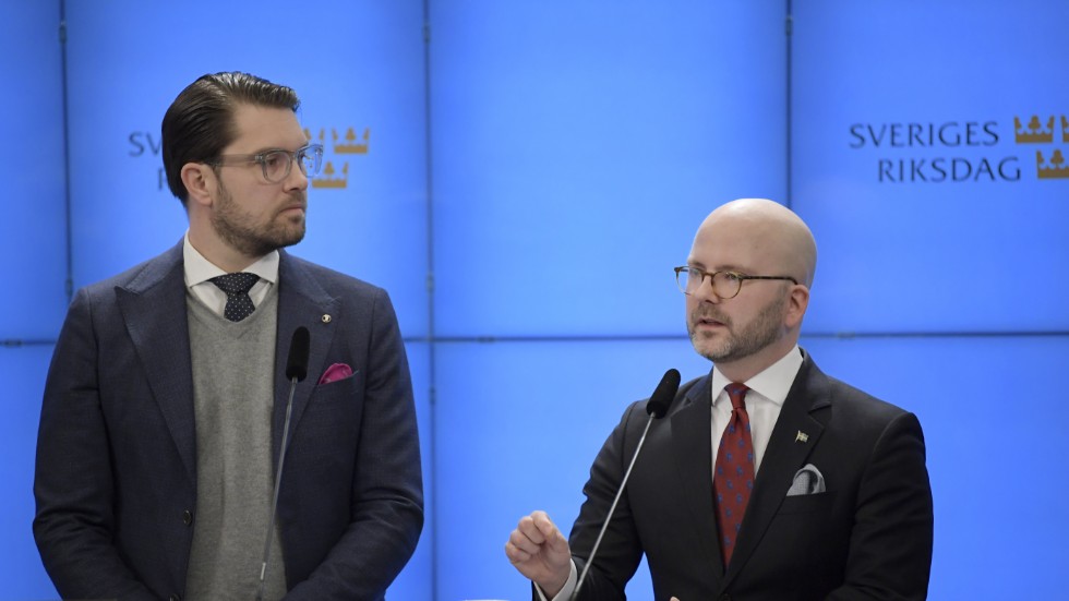 SD:s partiledare Jimmie Åkesson och nuvarande EU-parlamentsledamoten Charlie Weimers under en pressträff inför EU-valet 2019. Om ett år det EU-val igen. Arkivfoto.