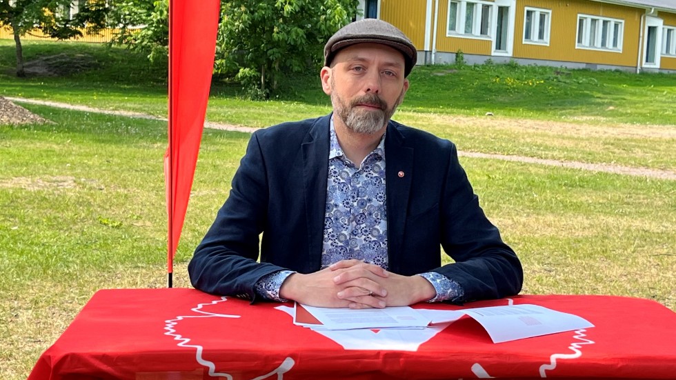 Nicklas Lundström är gruppledare för Vänsterpartiet i Norrköping; ett parti som kritiseras i debattartikeln från SD. 