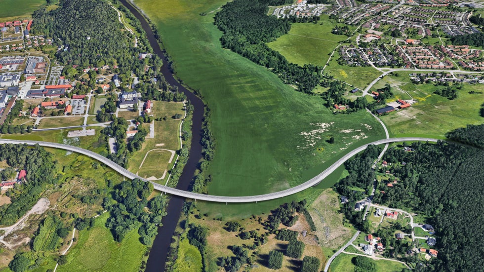 Planerna på 850 meter långa bron till domstol