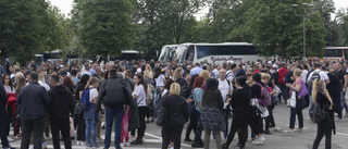 Regeringstrogen massmanifestation i Belgrad