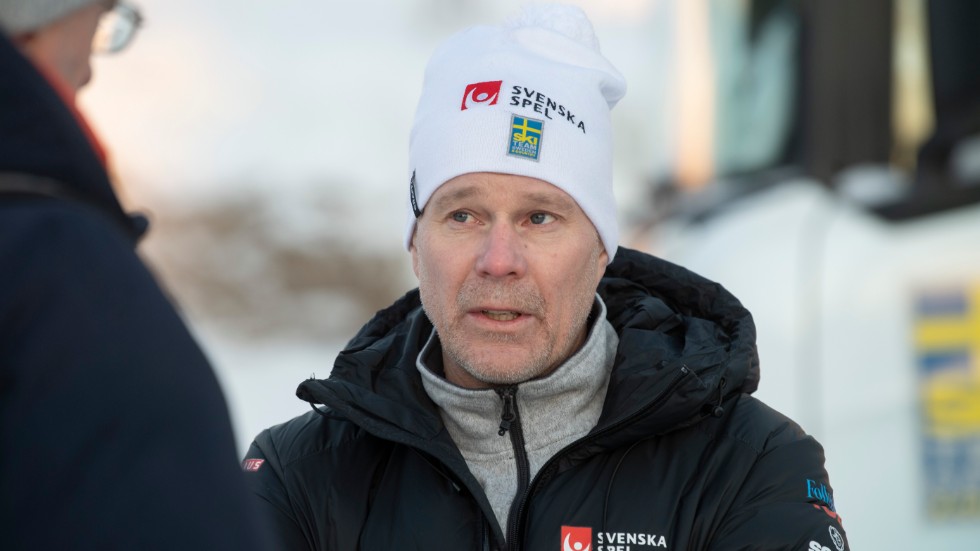 Svenske längdchefen, Lars Öberg, signalerar nu för att tillåta 17-åringar att åka Vasaloppet och införa liknande regler som finns flera andra länder.