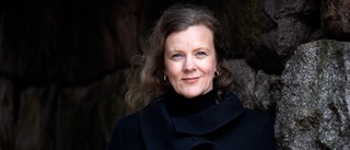 "Författare är vampyrer som parasiterar på sin omgivning" – Gertrud Hellbrand suger livet ur Vikbolandet