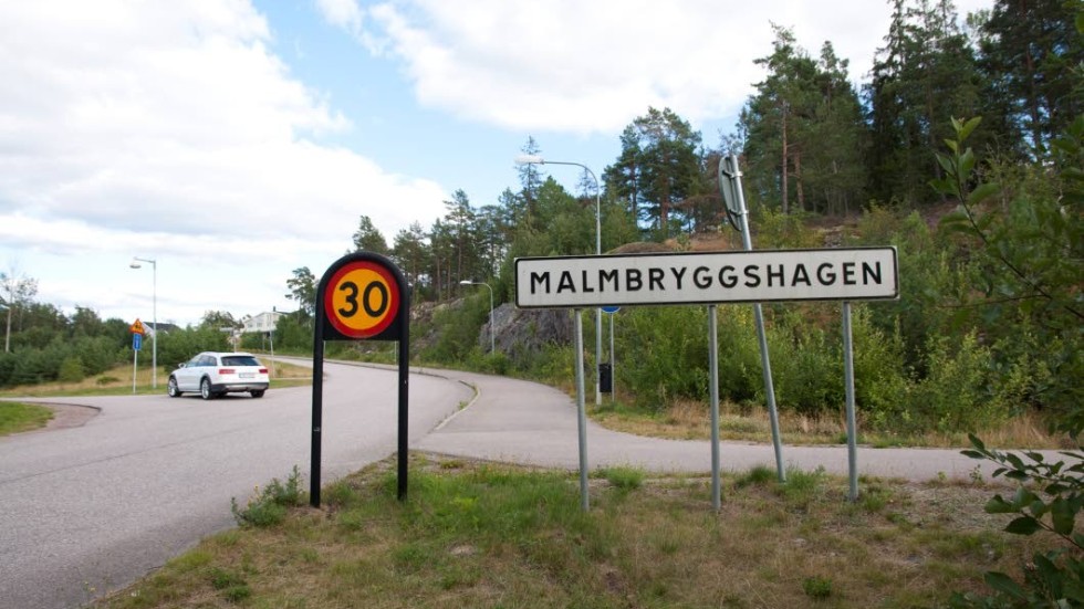 Insändarskribenten undrar hur Nyköpings kommun resonerar när det byggs på ny mark. Arkivfoto